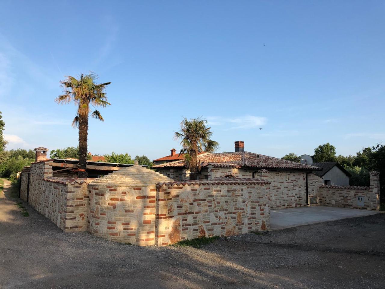 Villa Simona Medulin Exteriör bild